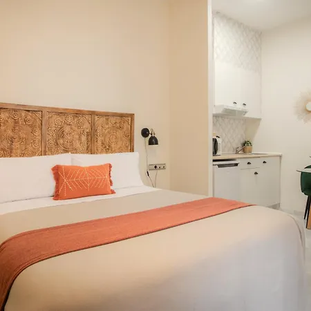 Center Apartment *
